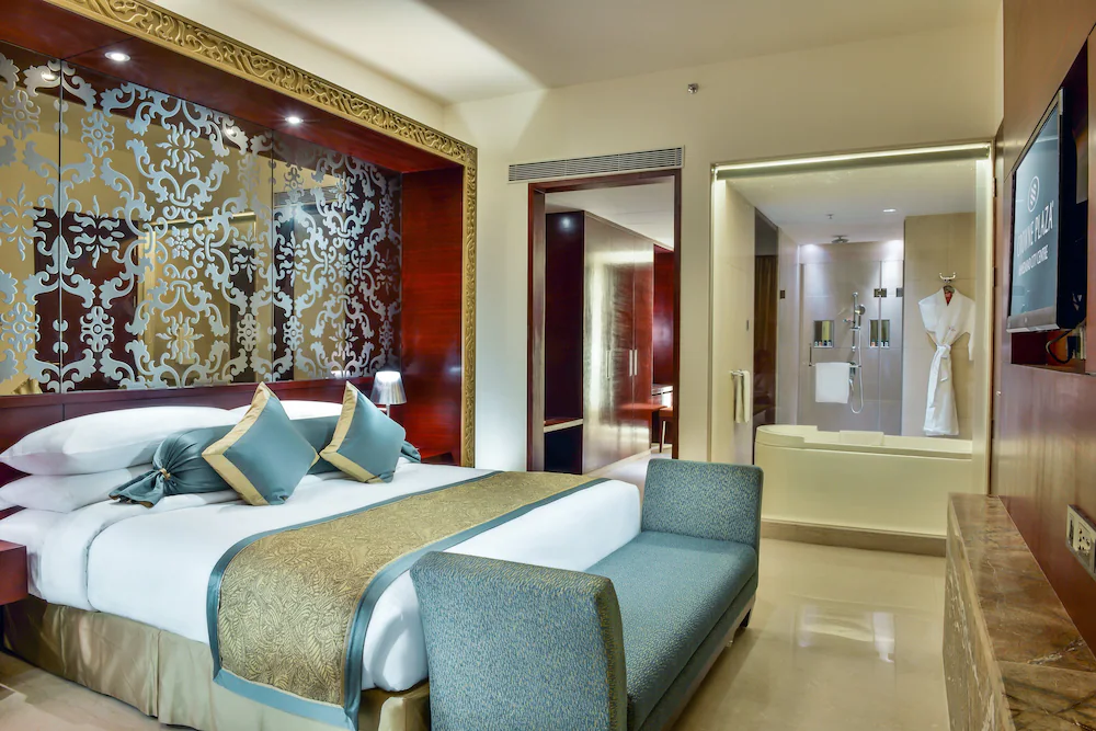 Crowne Plaza Ahmedabad