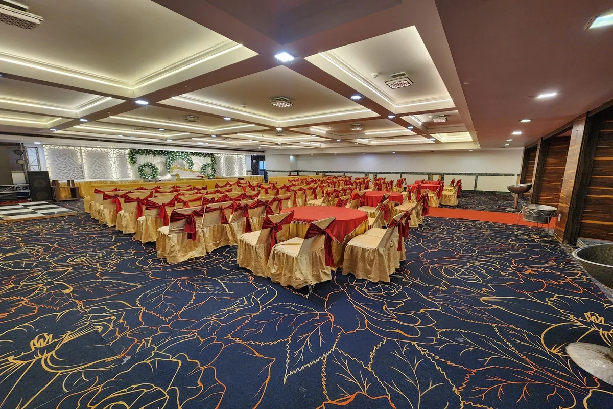 Hotel Mandakini Royale