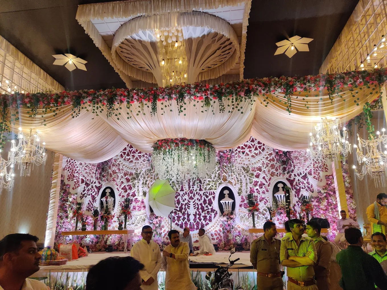 Udman by Ferns N Petals