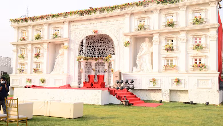 Green Orchid Banquet