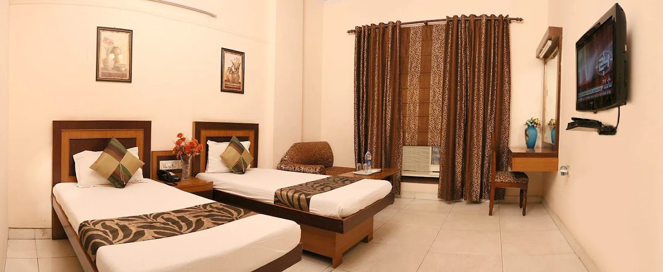 Hotel Silver Arc Karol Bagh