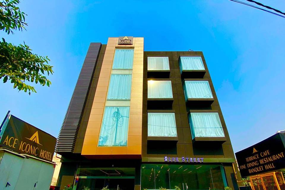 Ace Iconic Episode Hotel