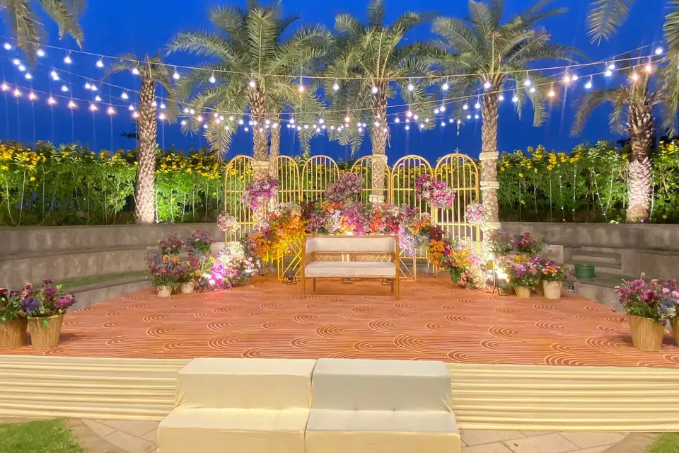 Amstoria Club and Resorts