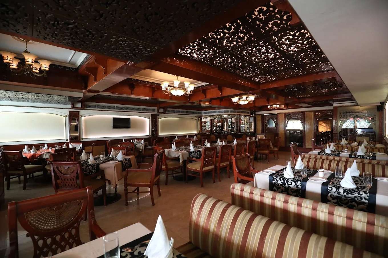 Samarkand Restaurant and Bar