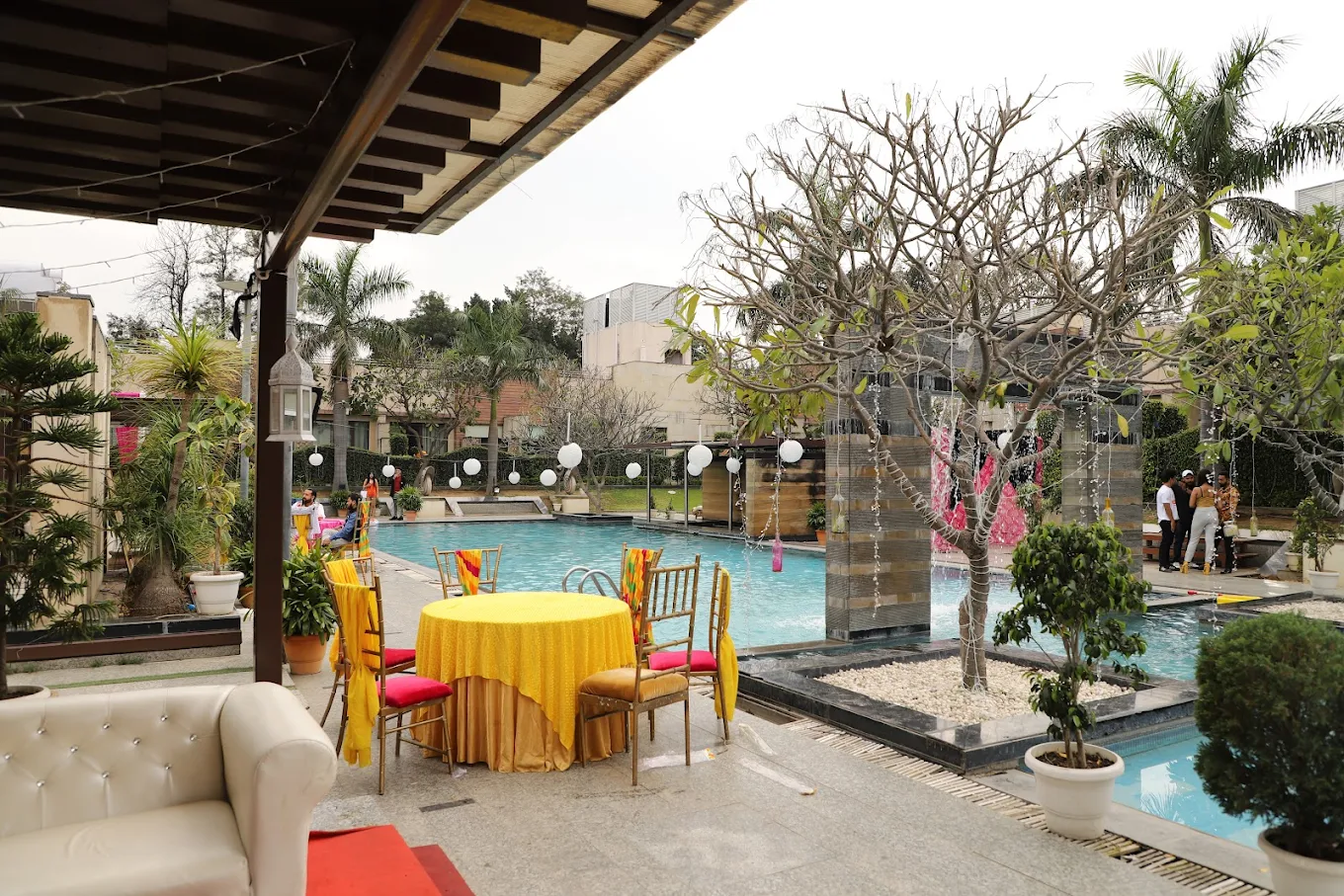 Oodles Hotel Chattarpur