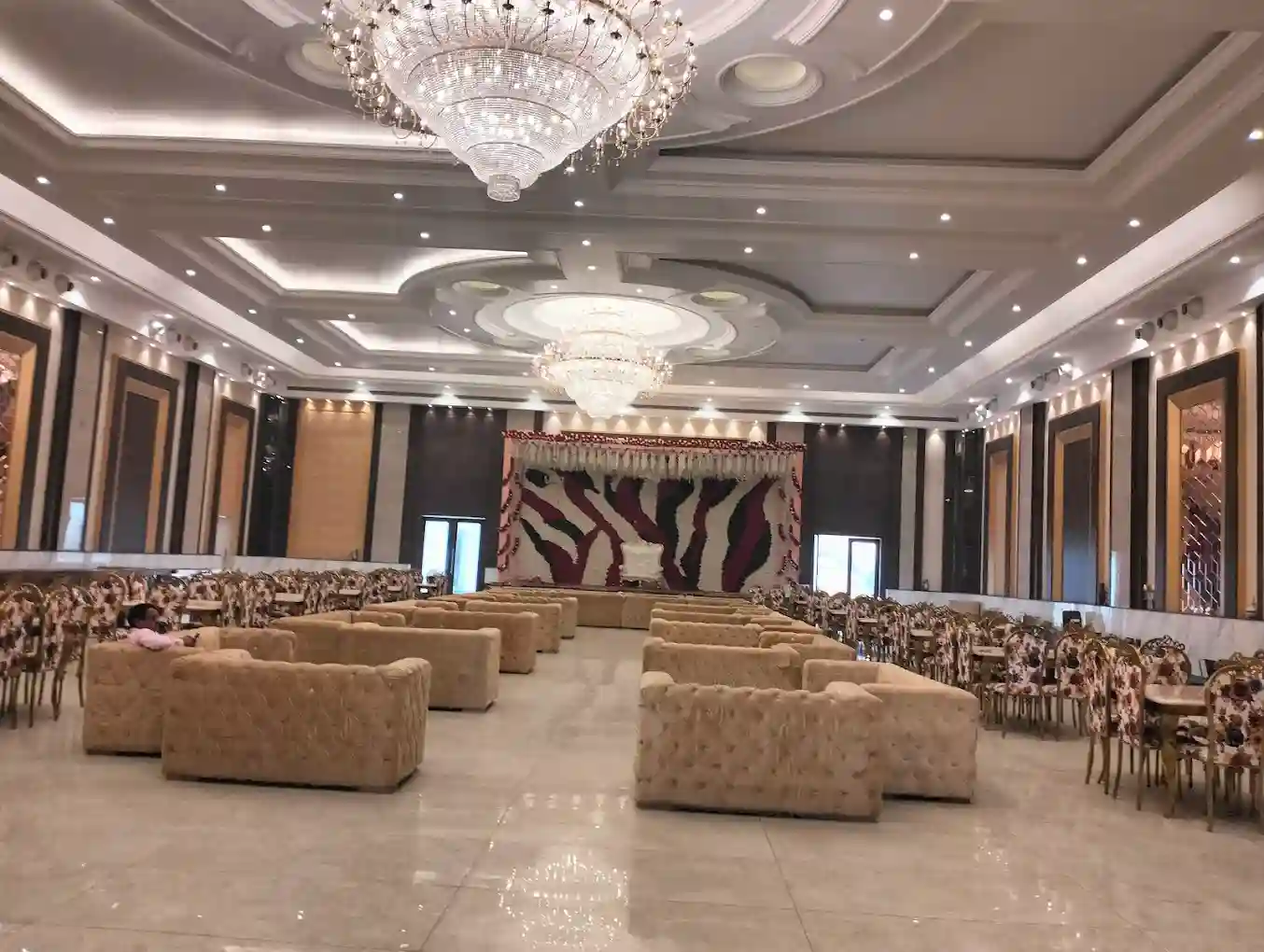 Saffron Banquet and Party Lawn