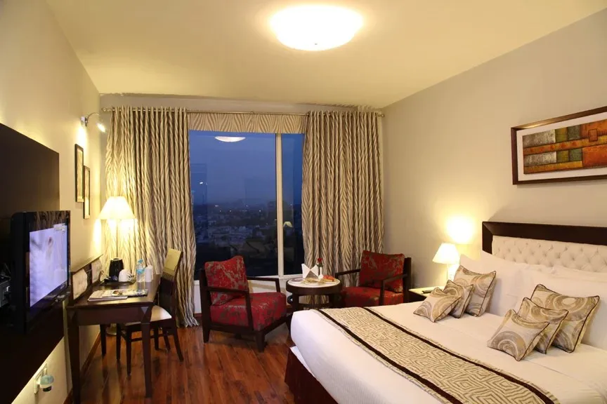 TreeHouse Queens Pearl