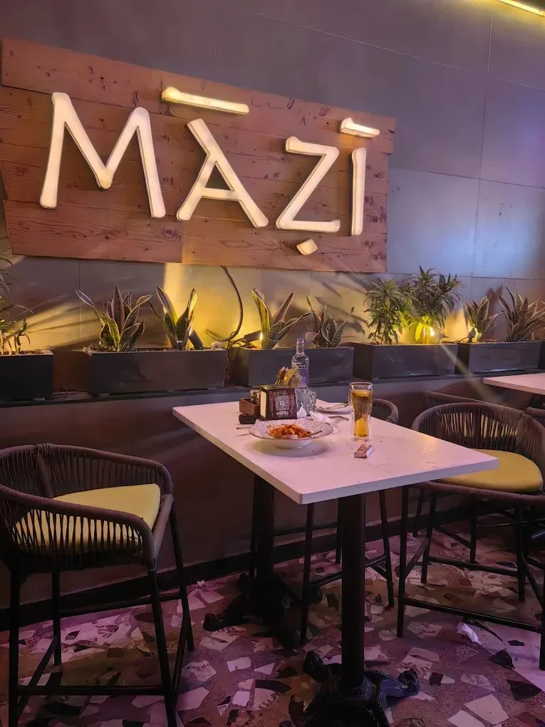 Mazi The Rooftop