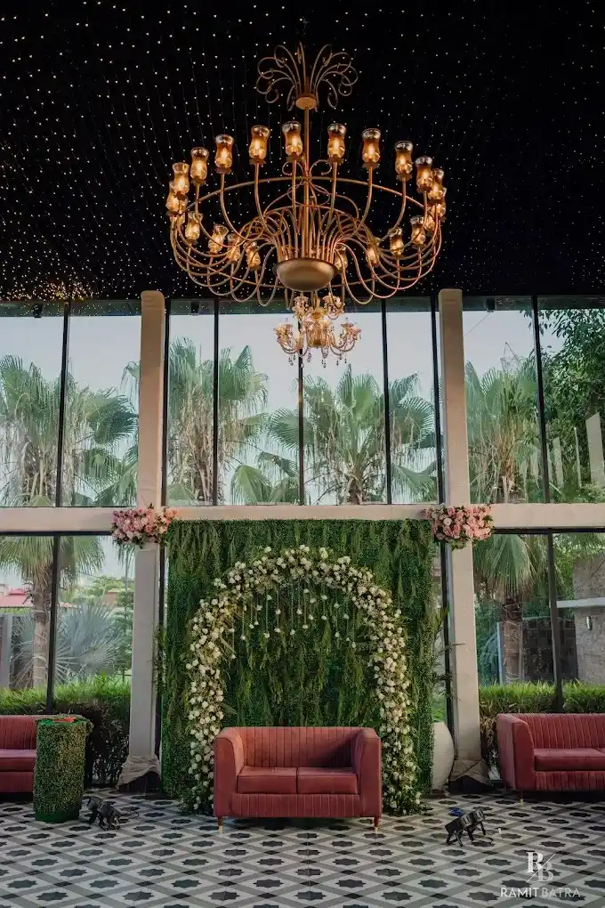 Anantaaram Glasshouse