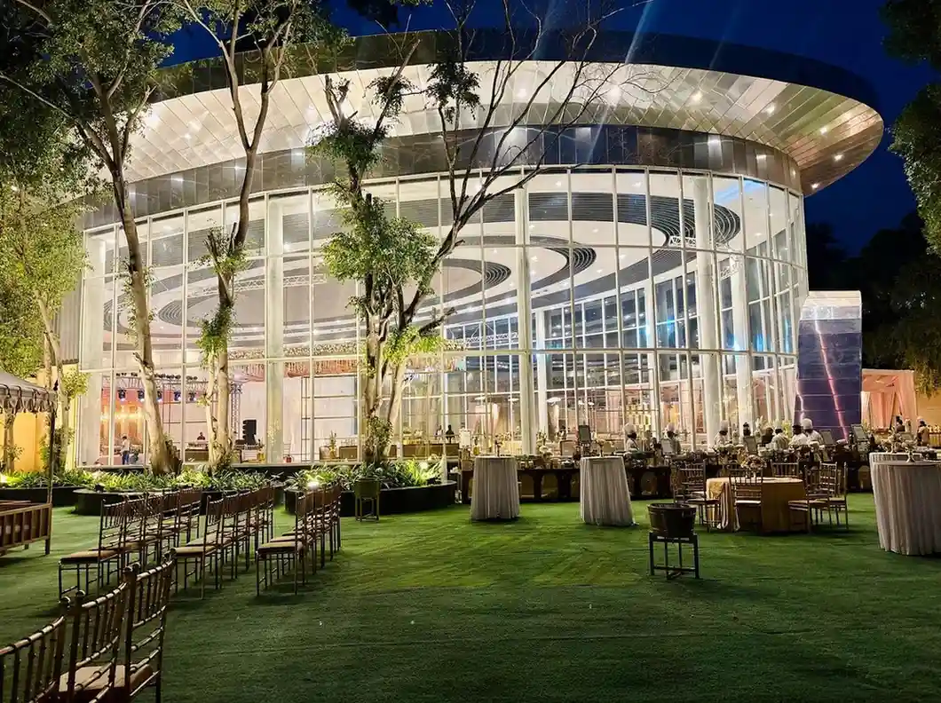 The Upper HSE by Tivoli