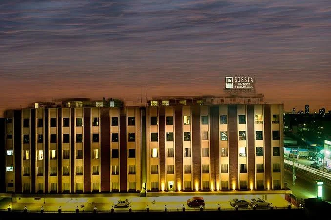 The Altruist Hotel Hitech