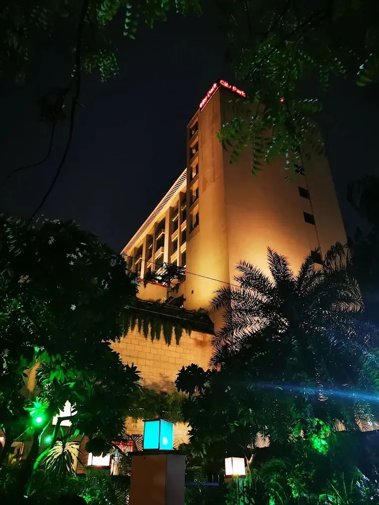 Hotel Town Pallace Inn